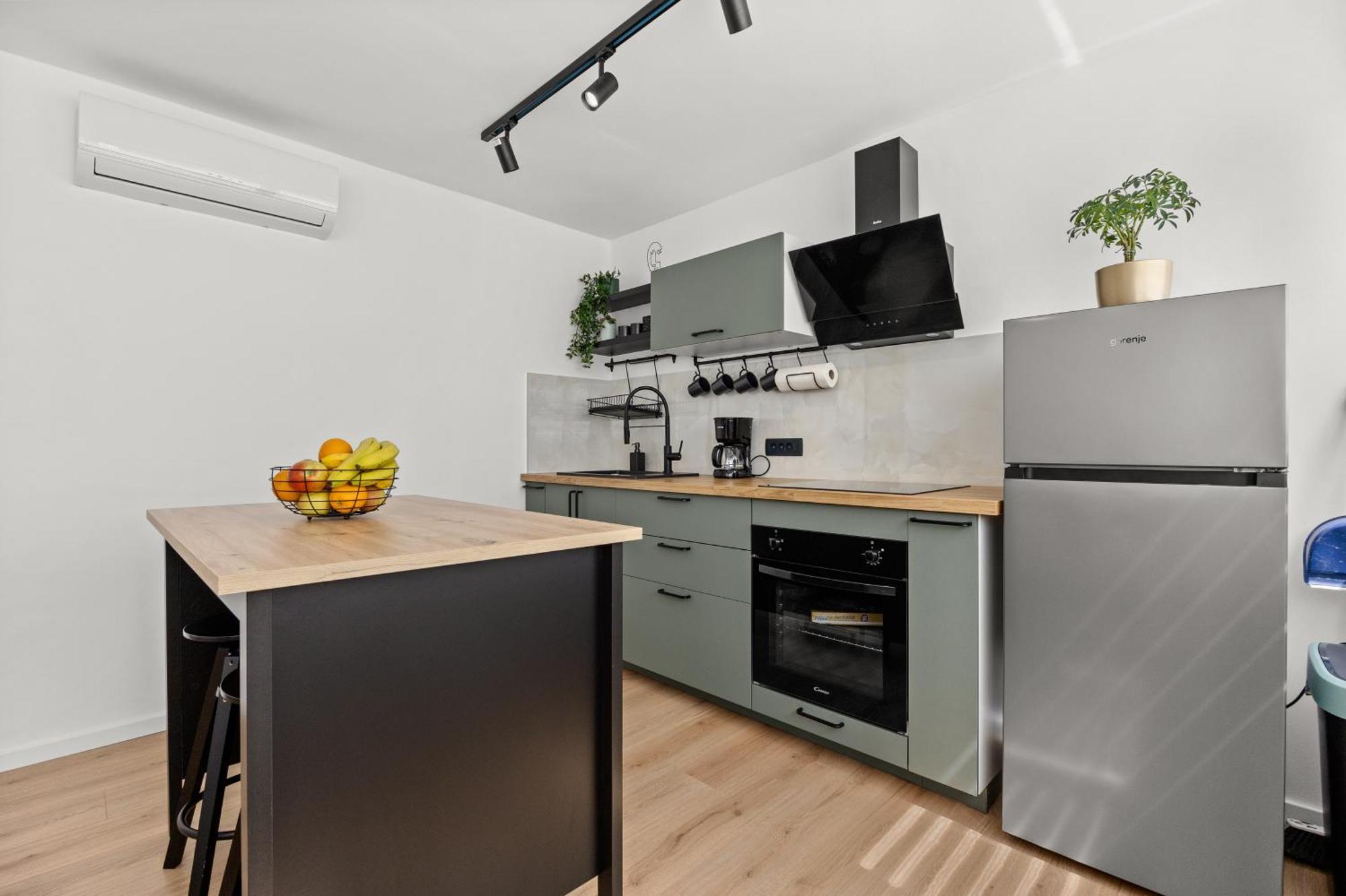 New Simba, Appartement *